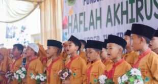 Guru gatrane tembang pucung ana